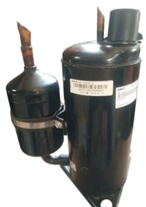 Compressor Rotativo Inverter Original Electrolux para Ar-Condicionado Split 18.000 BTUs, modelos VE18F. Compressor de alta capacidade que opera com gás R410A, componente essencial da unidade condensadora para refrigeração eficiente e economia de energia. Peça de reposição genuína.